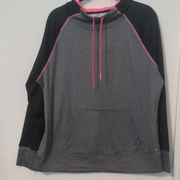 Danskin Now Women's Plus Size Hooded Fleece Pullover Sweatshirt. Size XXL - Picture 1 of 8